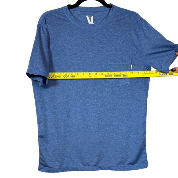 Vuori Tradewind Performance Pocket Short Sleeve T Shirt, Blue, Size Medium - Picture 3 of 6
